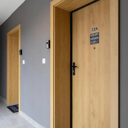 Ap With A Balcony- Podgorze- Kalwaryjska 34 Cracóvia