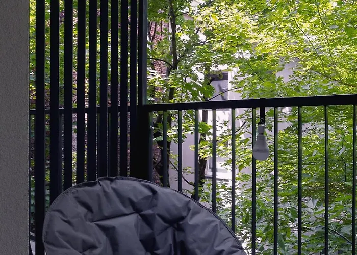 Apartment Ap With A Balcony- Podgorze- Kalwaryjska 34 Krakow